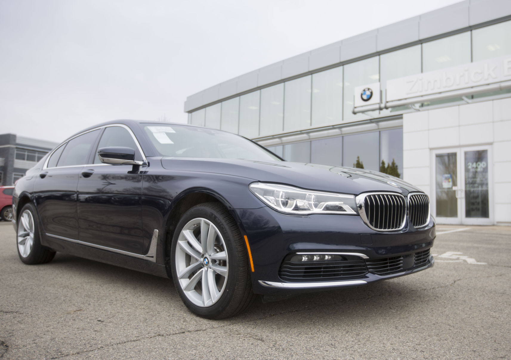 BMW DRIVERLESS- 04.JPG